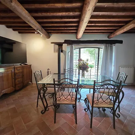 Tufi By Mmega Montone (Umbria)