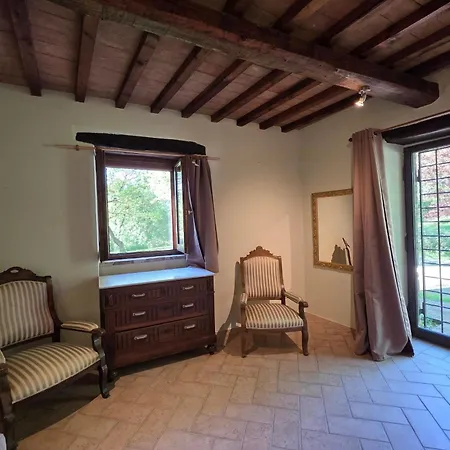 Tufi By Mmega Montone (Umbria)
